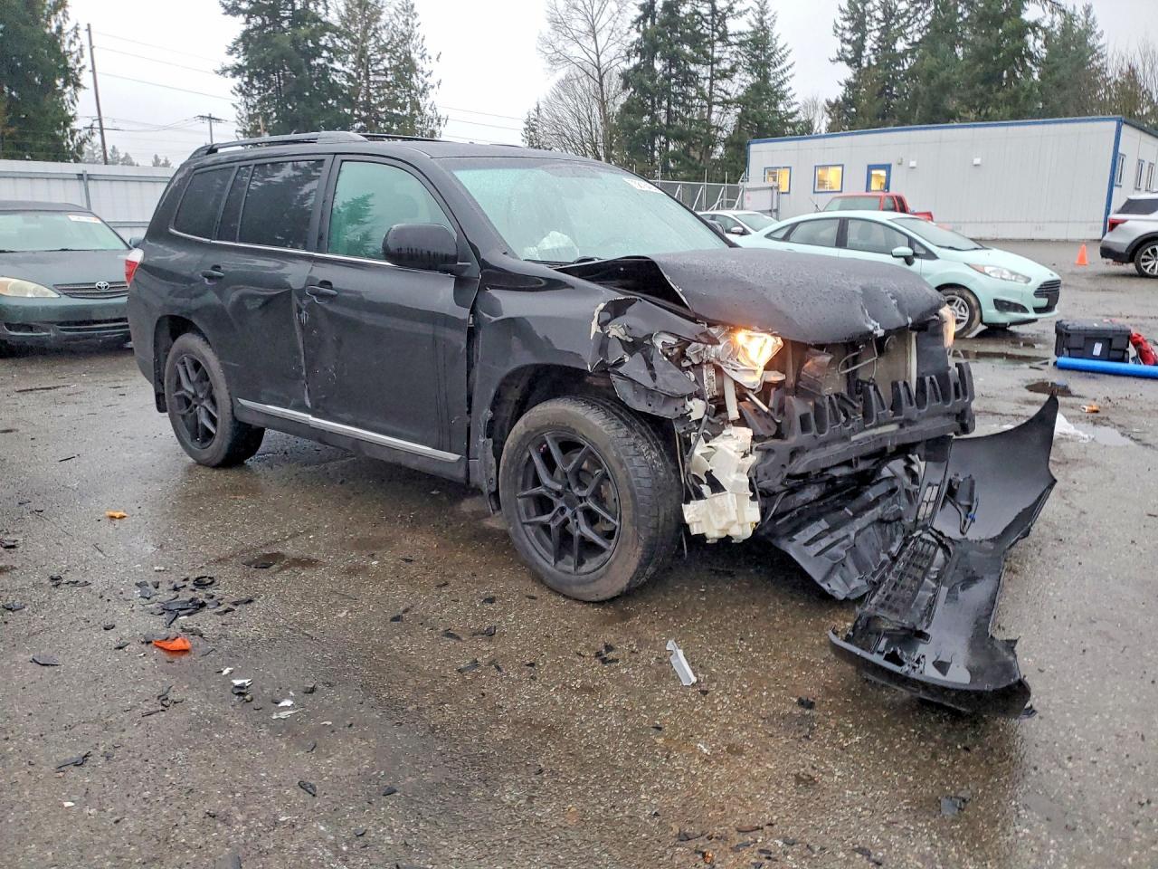 2013 TOYOTA HIGHLANDER