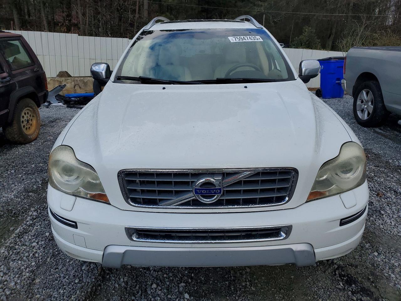 2013 VOLVO XC90