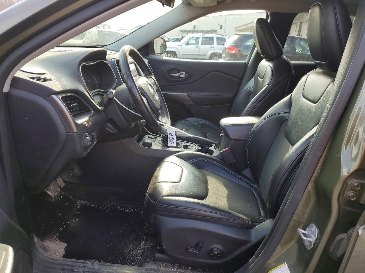 2019 JEEP CHEROKEE