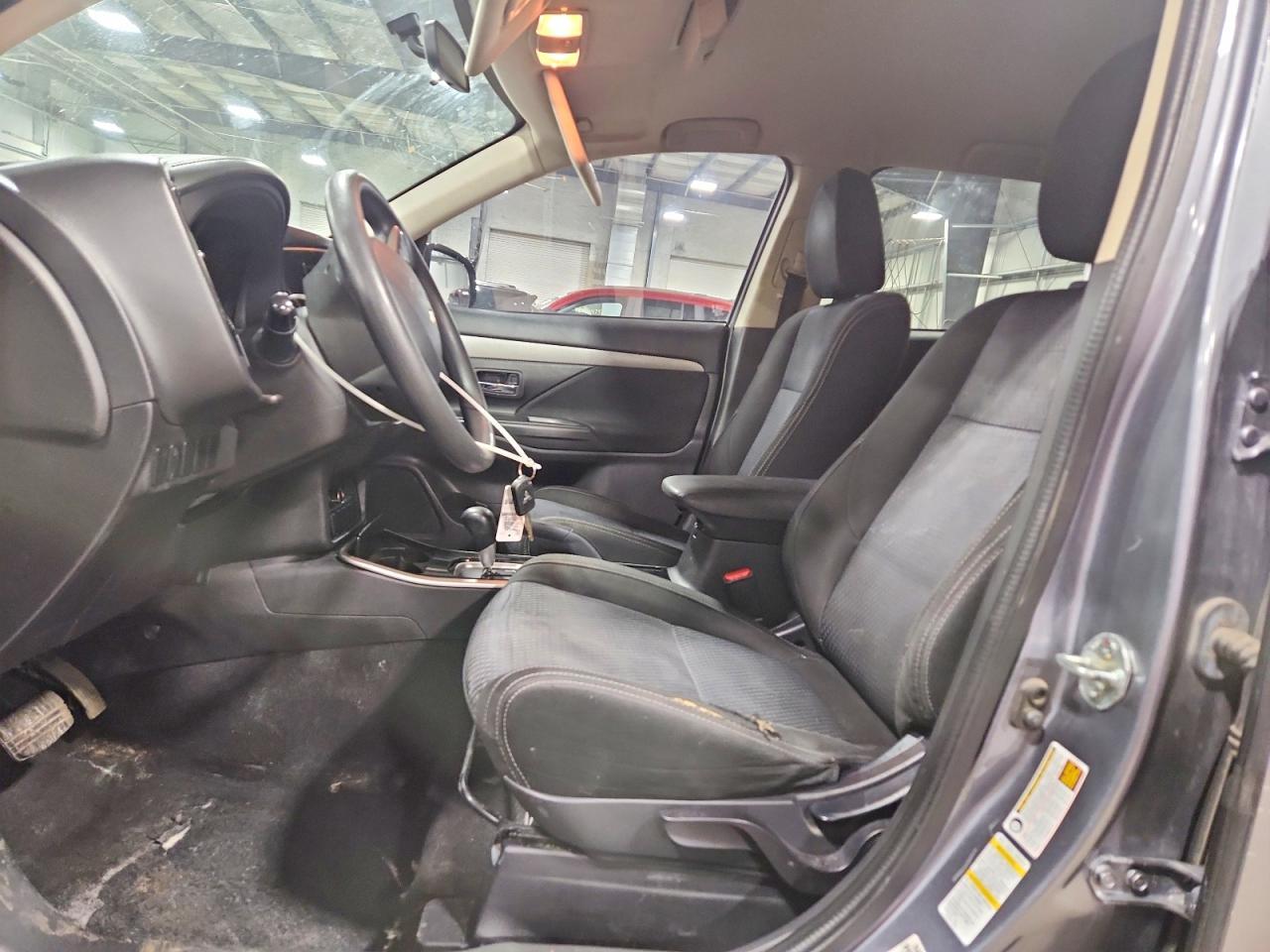 2018 MITSUBISHI outlander