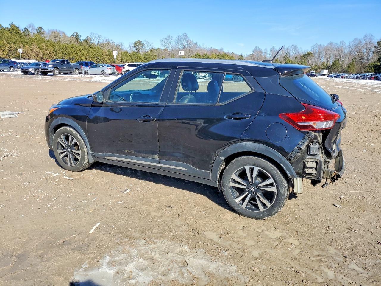 2019 NISSAN KICKS