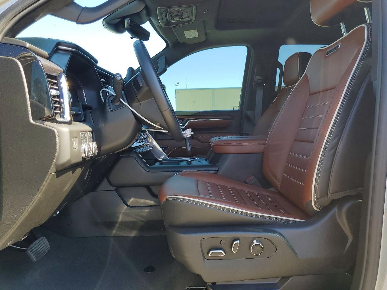 2024 GMC Sierra