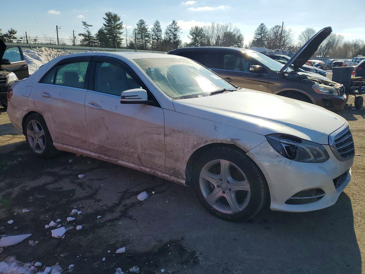 2014 MERCEDES-BENZ E-Class