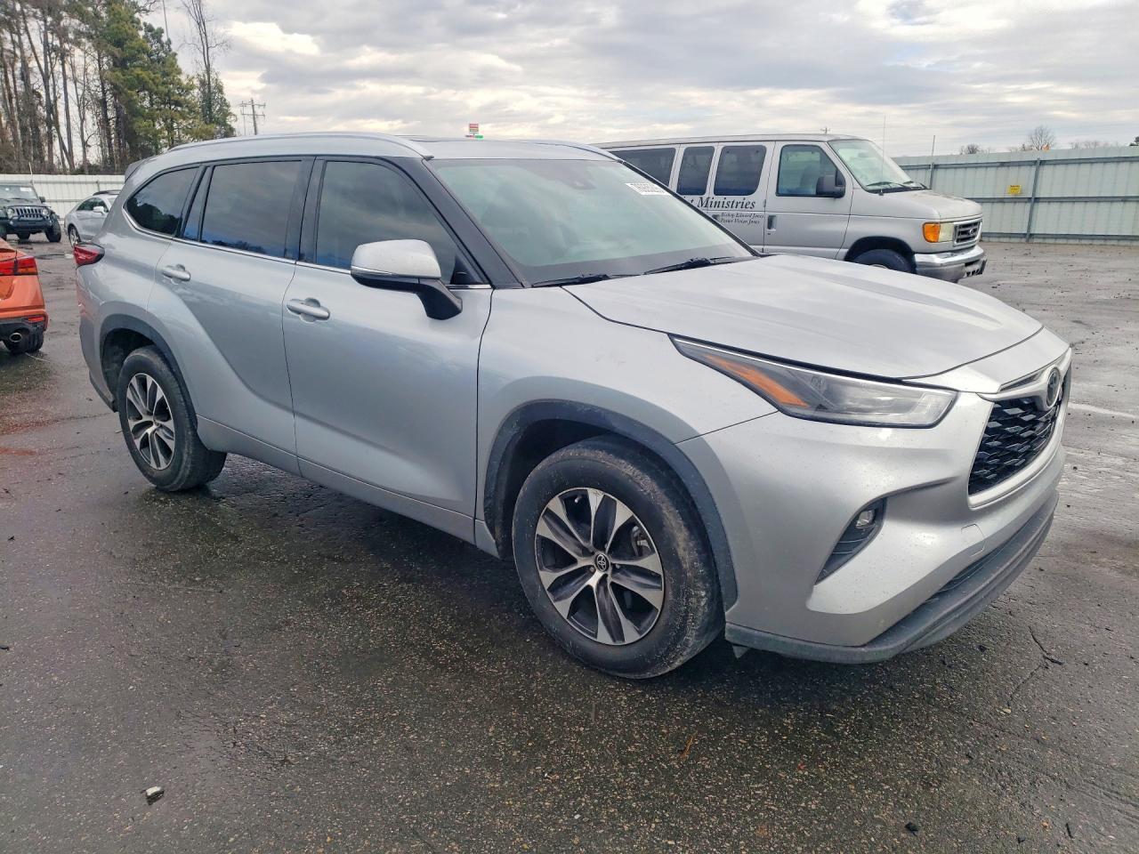 2021 TOYOTA HIGHLANDER
