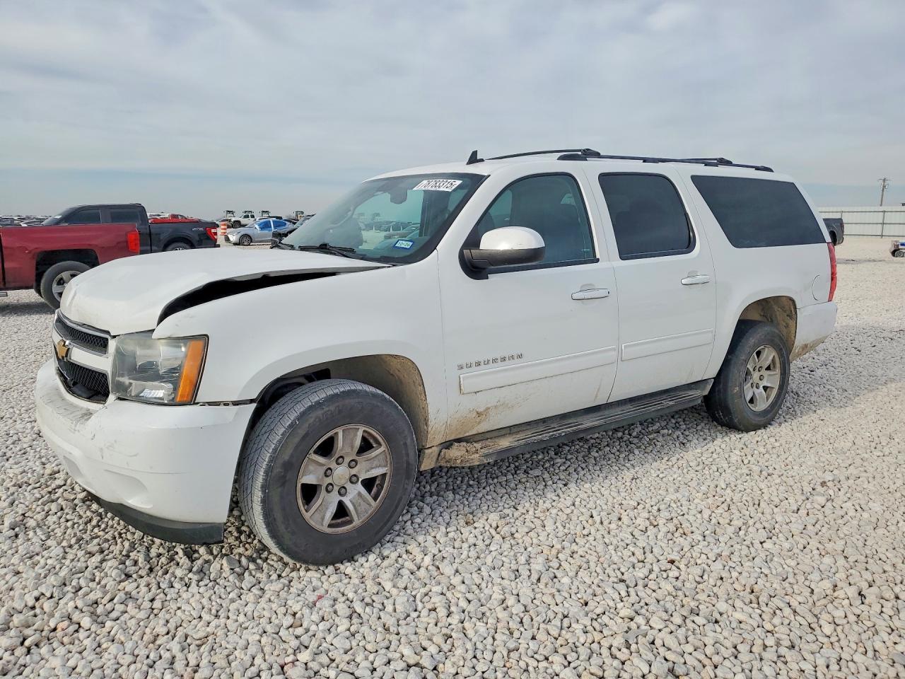 2014 CHEVROLET Suburban