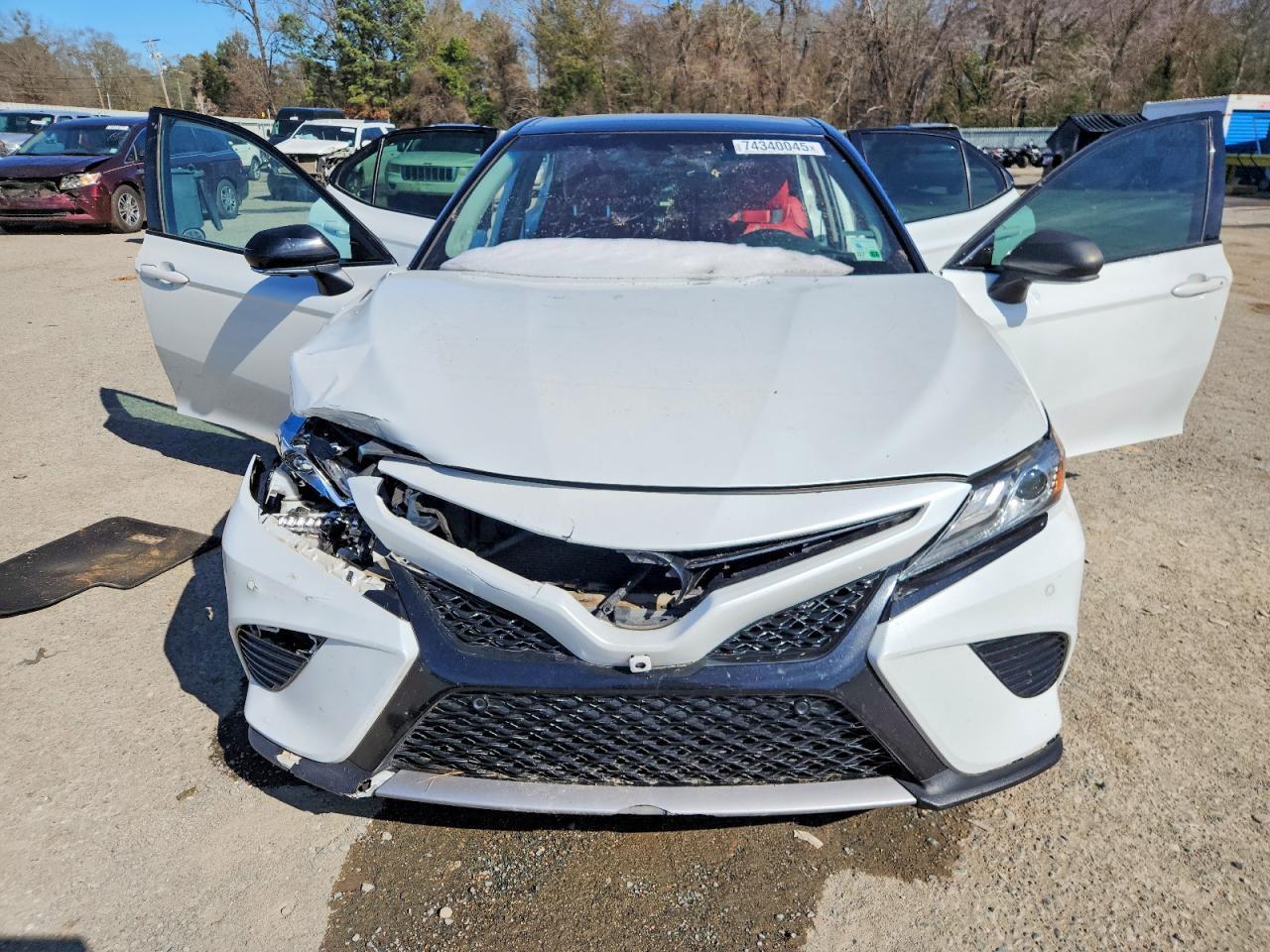 2018 TOYOTA CAMRY