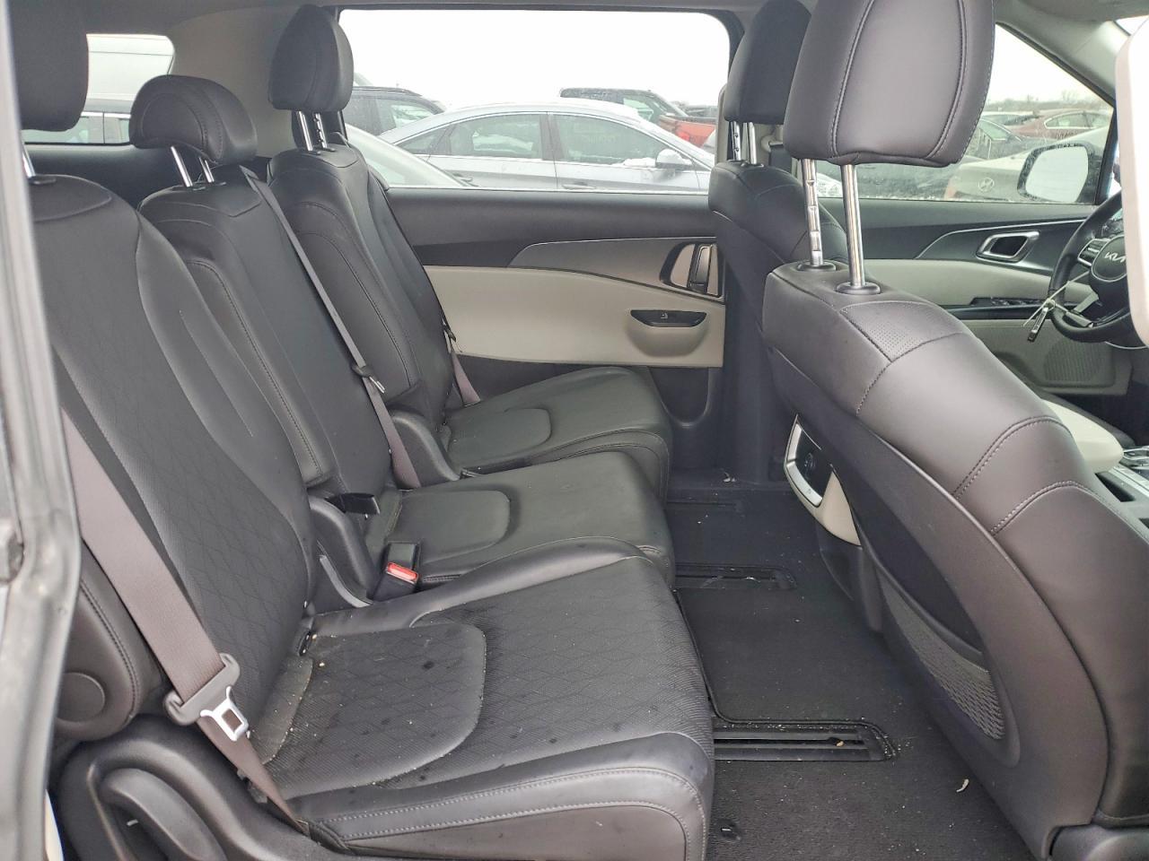 2024 KIA Carnival