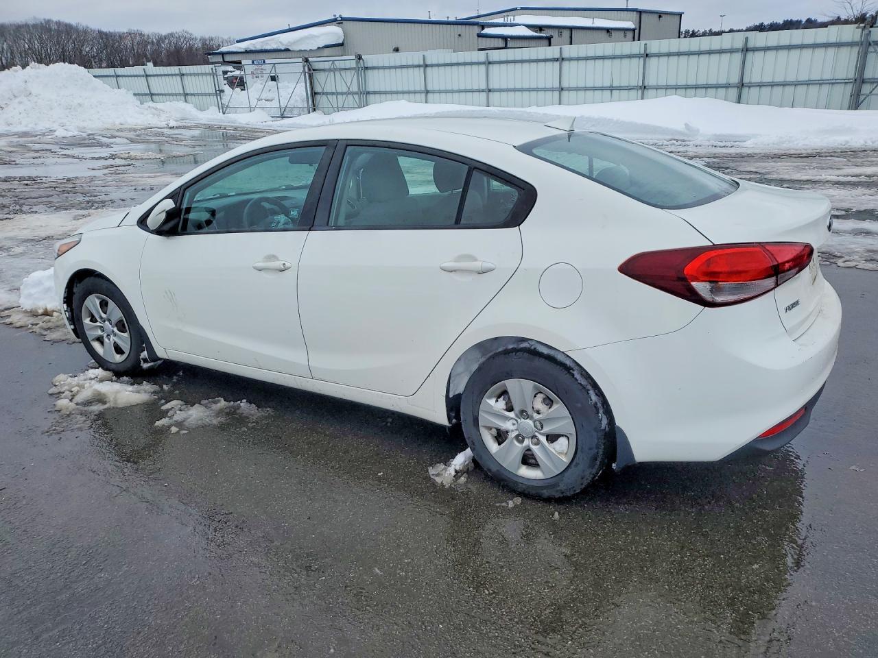 2017 KIA FORTE