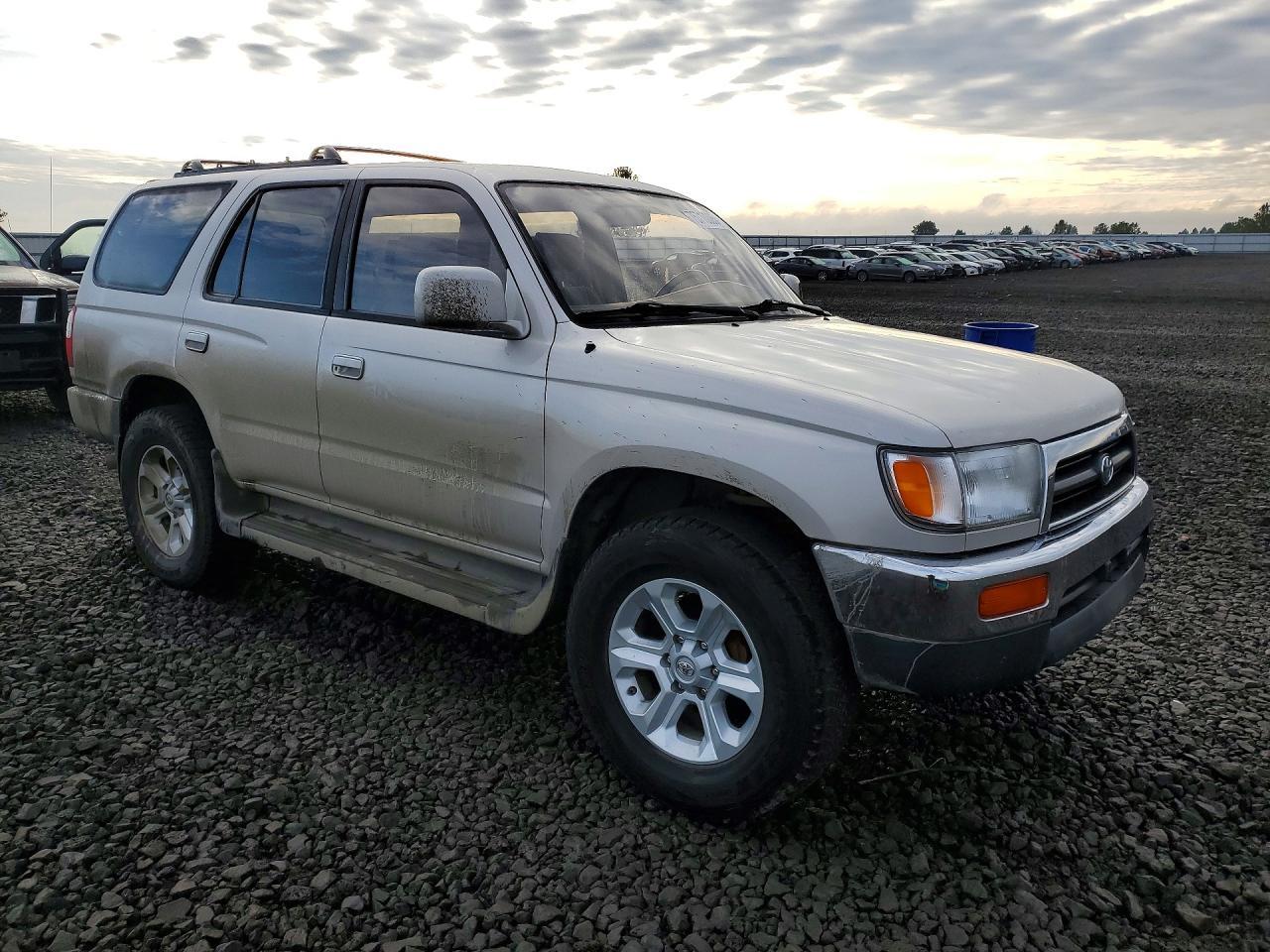 1998 TOYOTA 4Runner