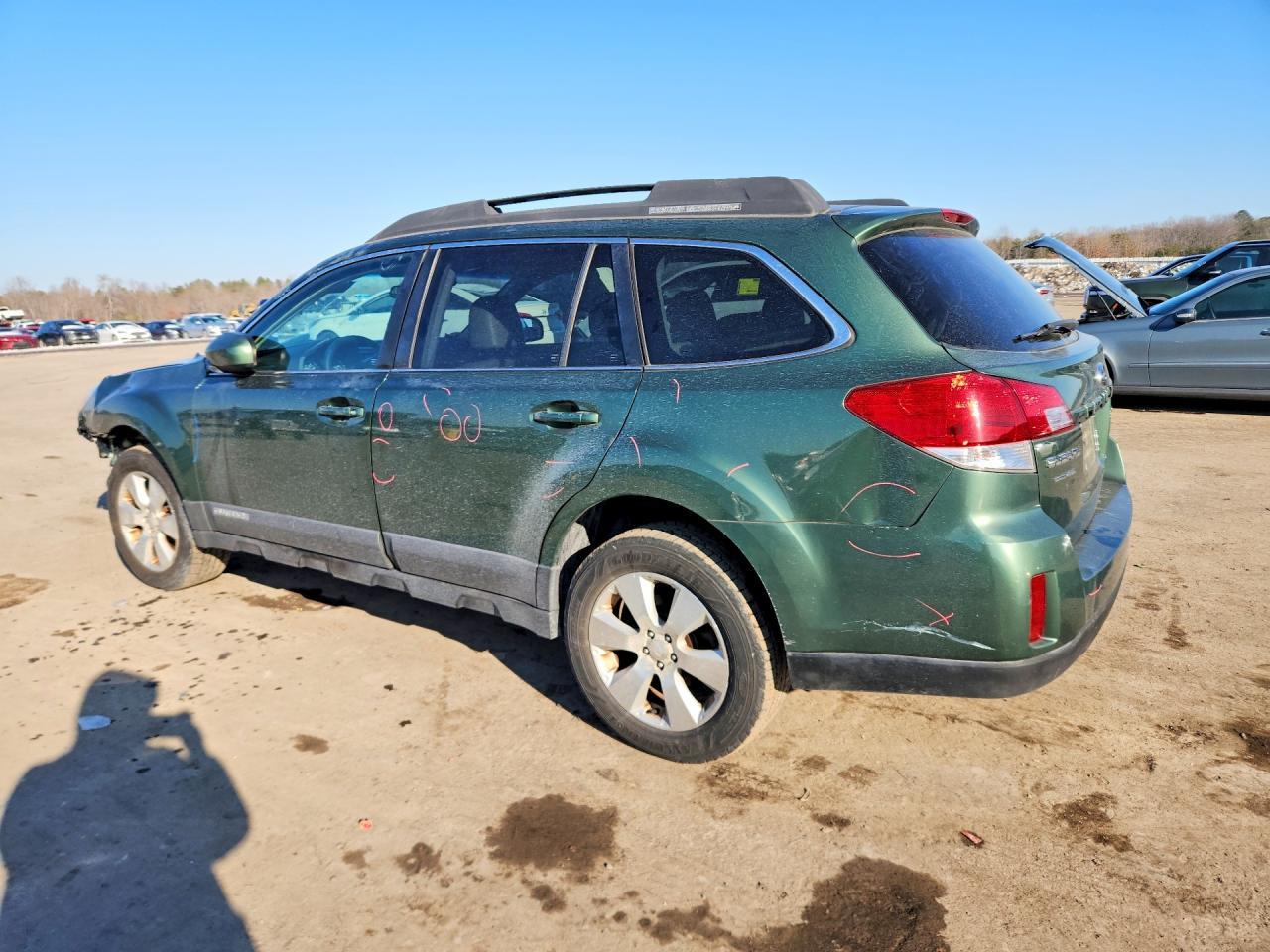 2010 SUBARU Outback