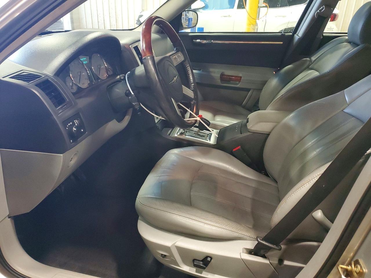 2006 CHRYSLER 300