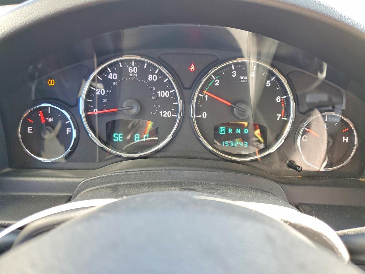 2011 JEEP Liberty