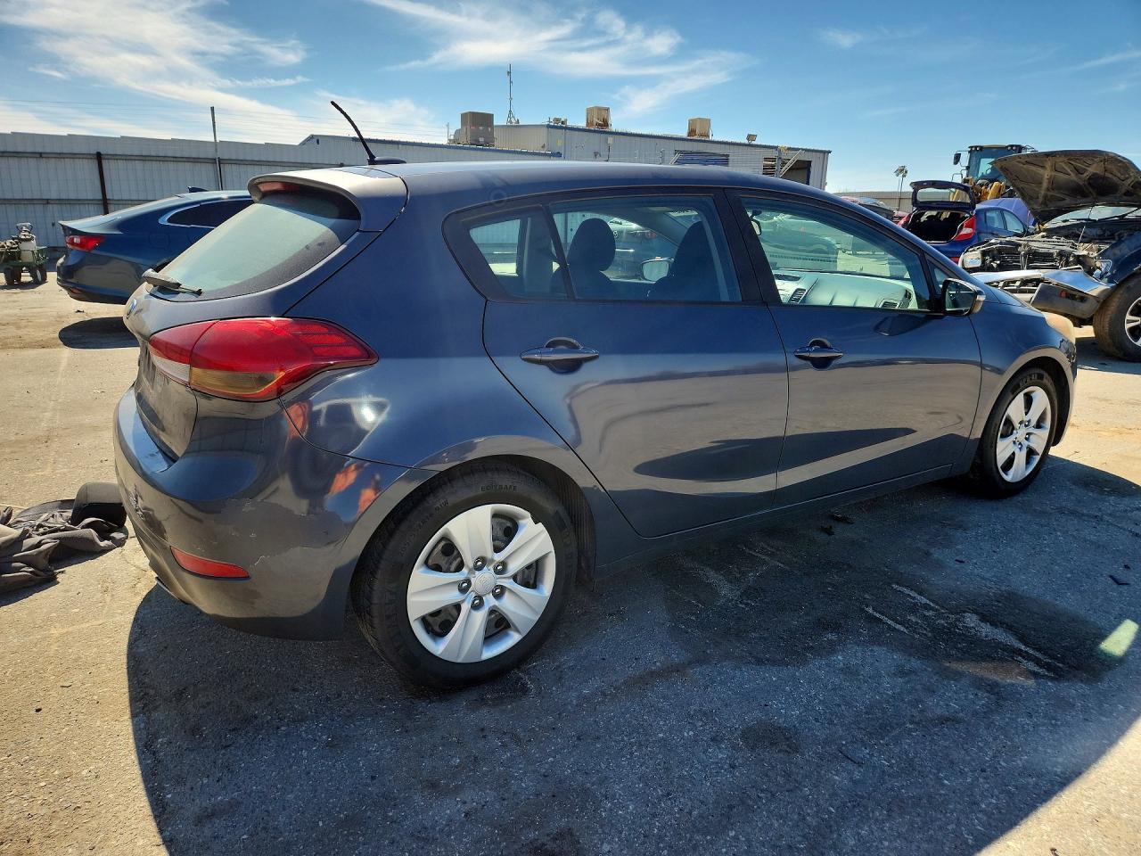 2016 KIA FORTE