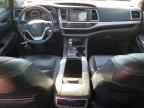 2016 TOYOTA HIGHLANDER