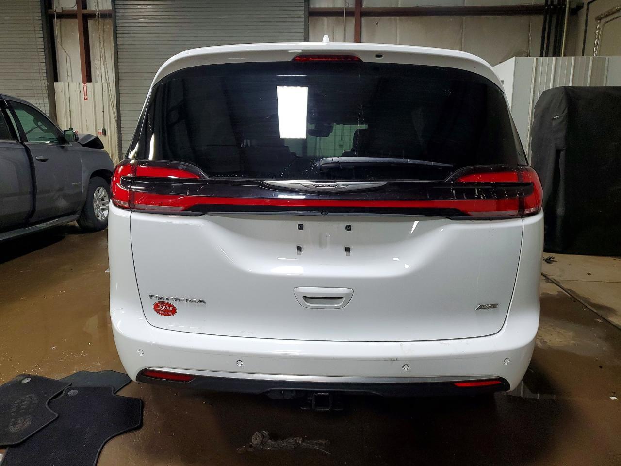 2022 CHRYSLER Pacifica