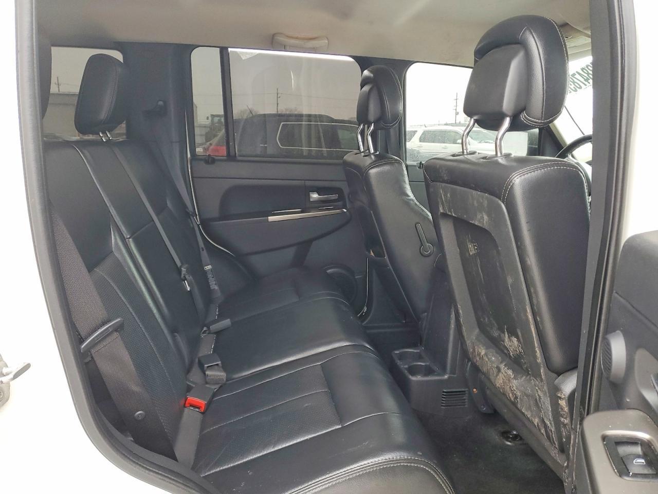 2010 JEEP Liberty