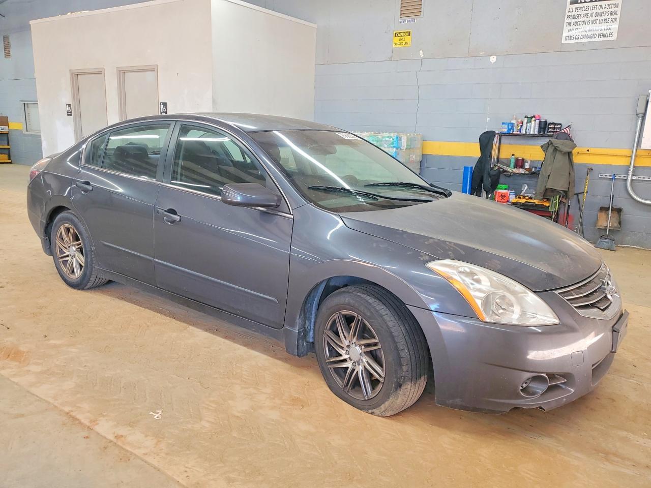 2010 NISSAN ALTIMA