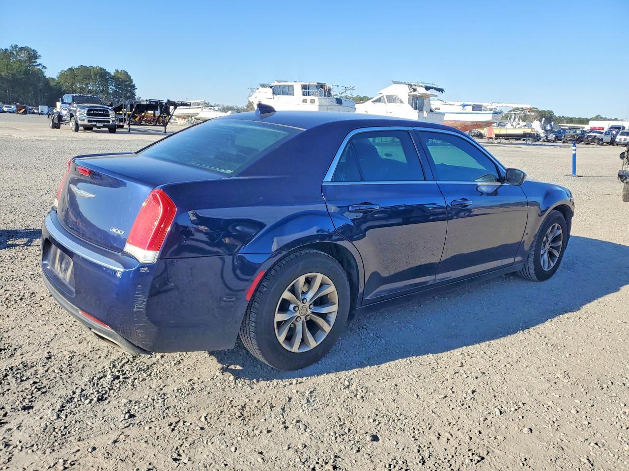 2015 CHRYSLER 300