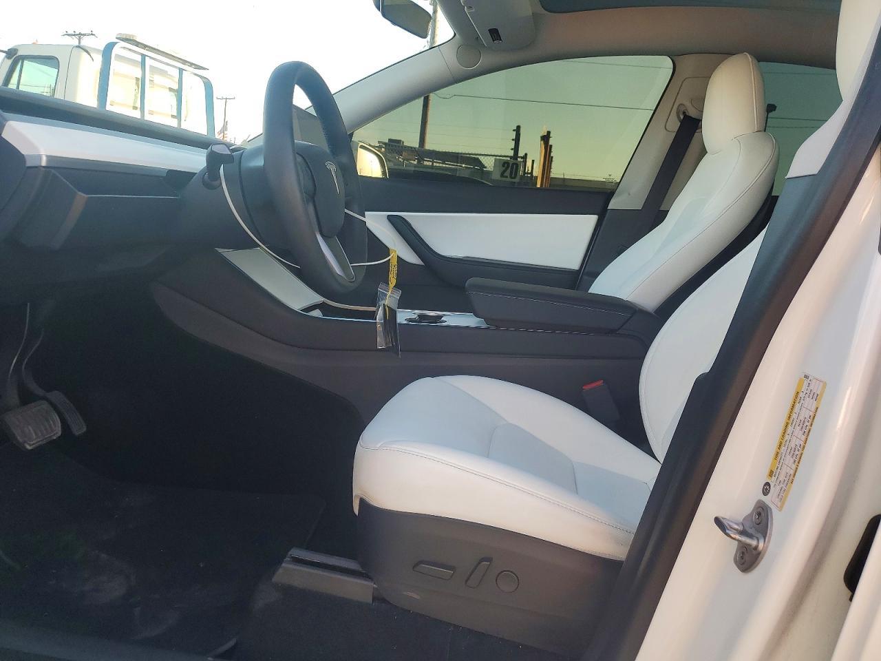 2020 TESLA MODEL Y