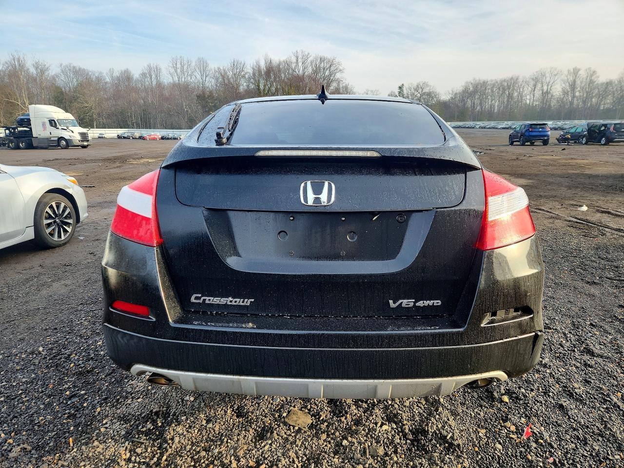 2013 HONDA Crosstour