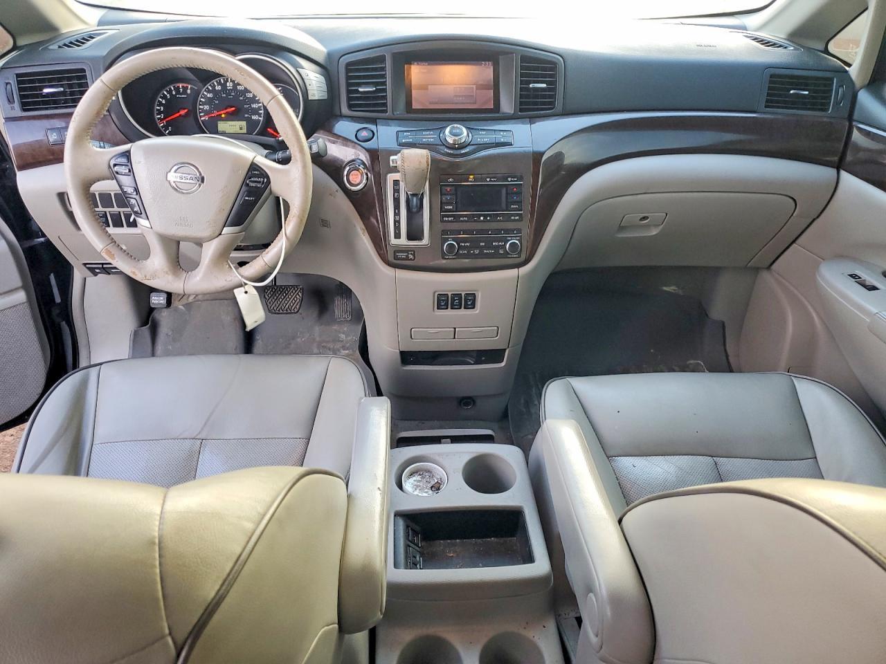 2015 NISSAN Quest