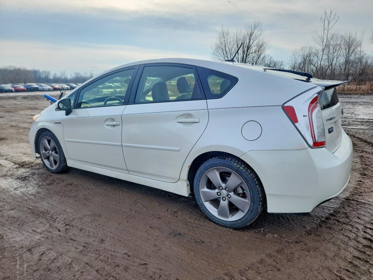 2015 TOYOTA PRIUS
