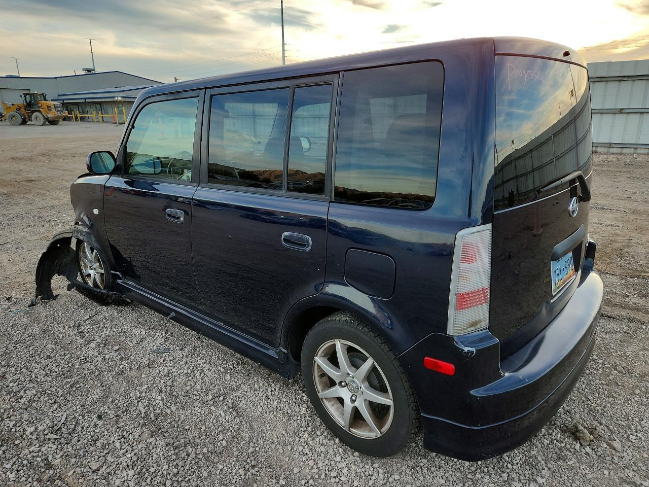 2005 SCION xB