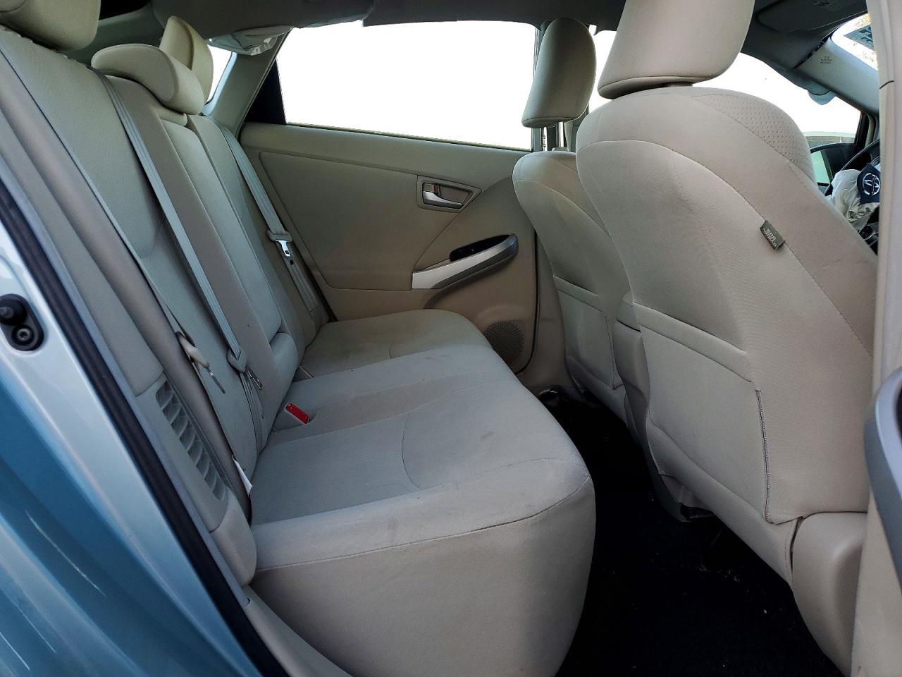 2013 TOYOTA PRIUS