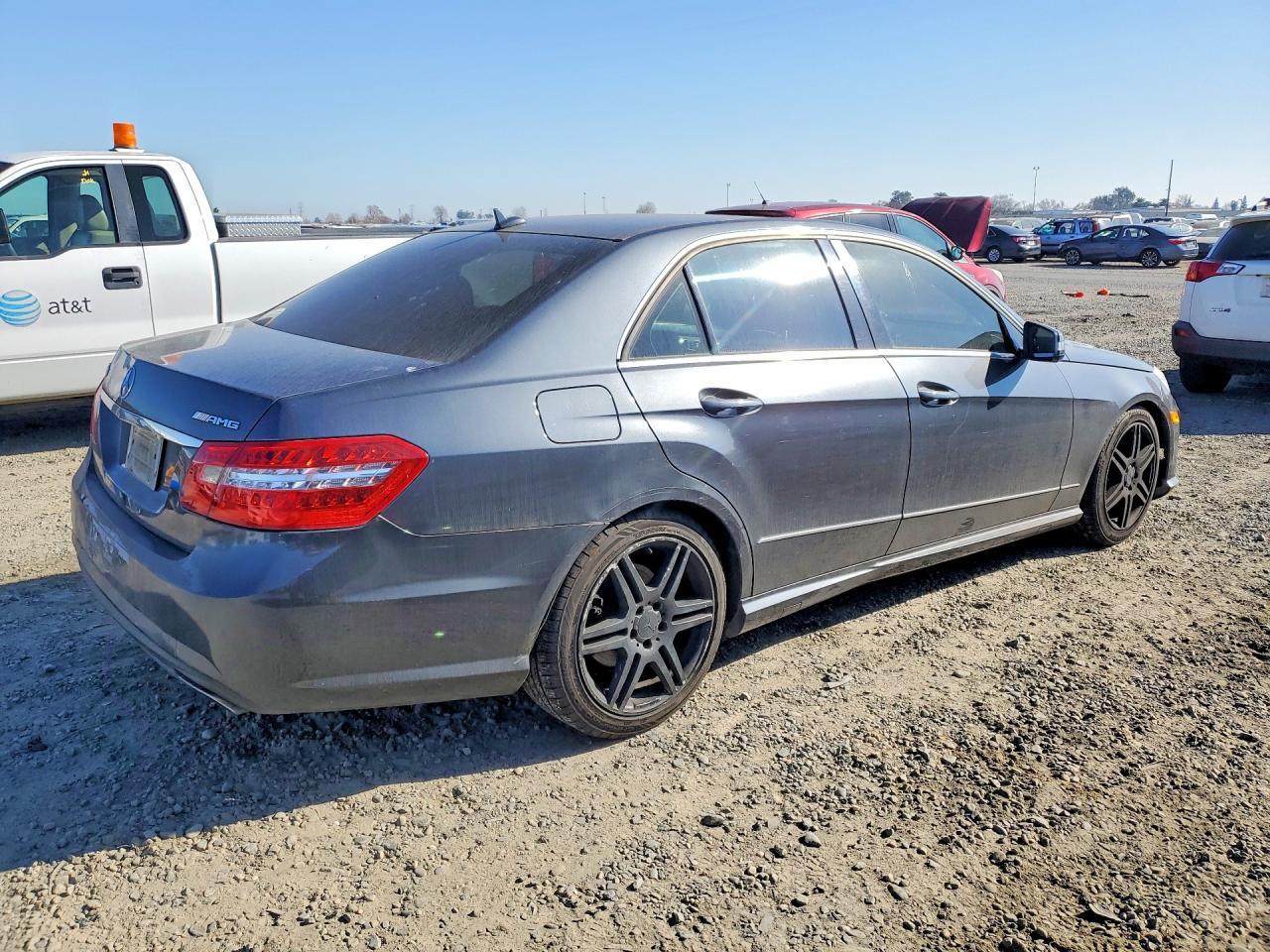 2010 MERCEDES-BENZ E-Class