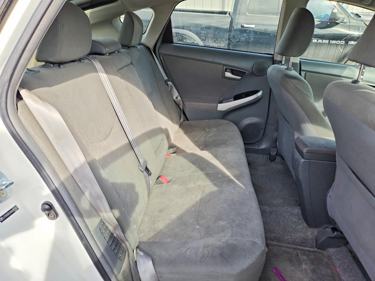 2011 TOYOTA PRIUS