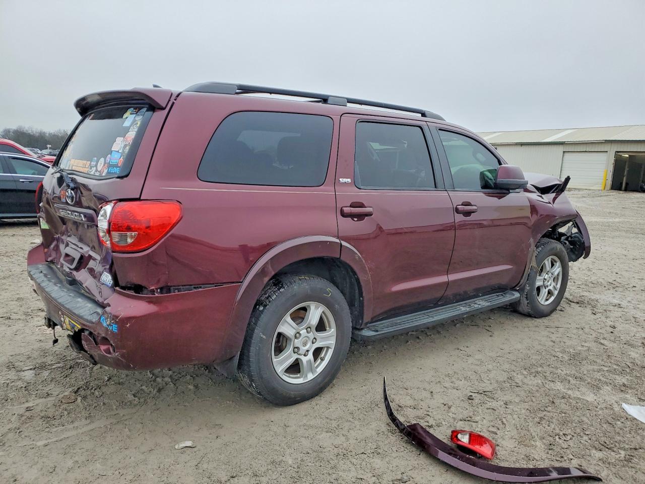 2011 TOYOTA Sequoia