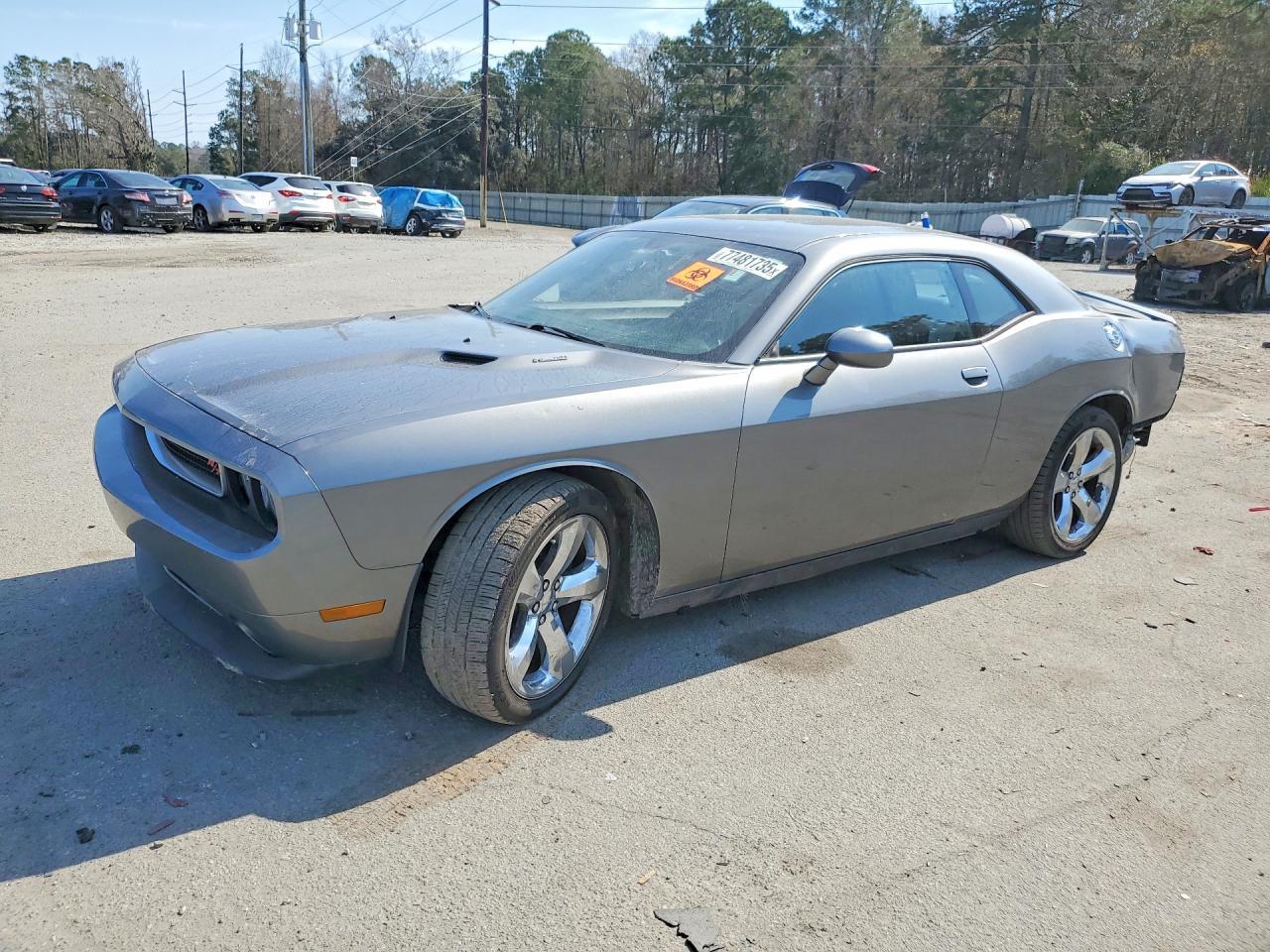 2012 DODGE Challenger