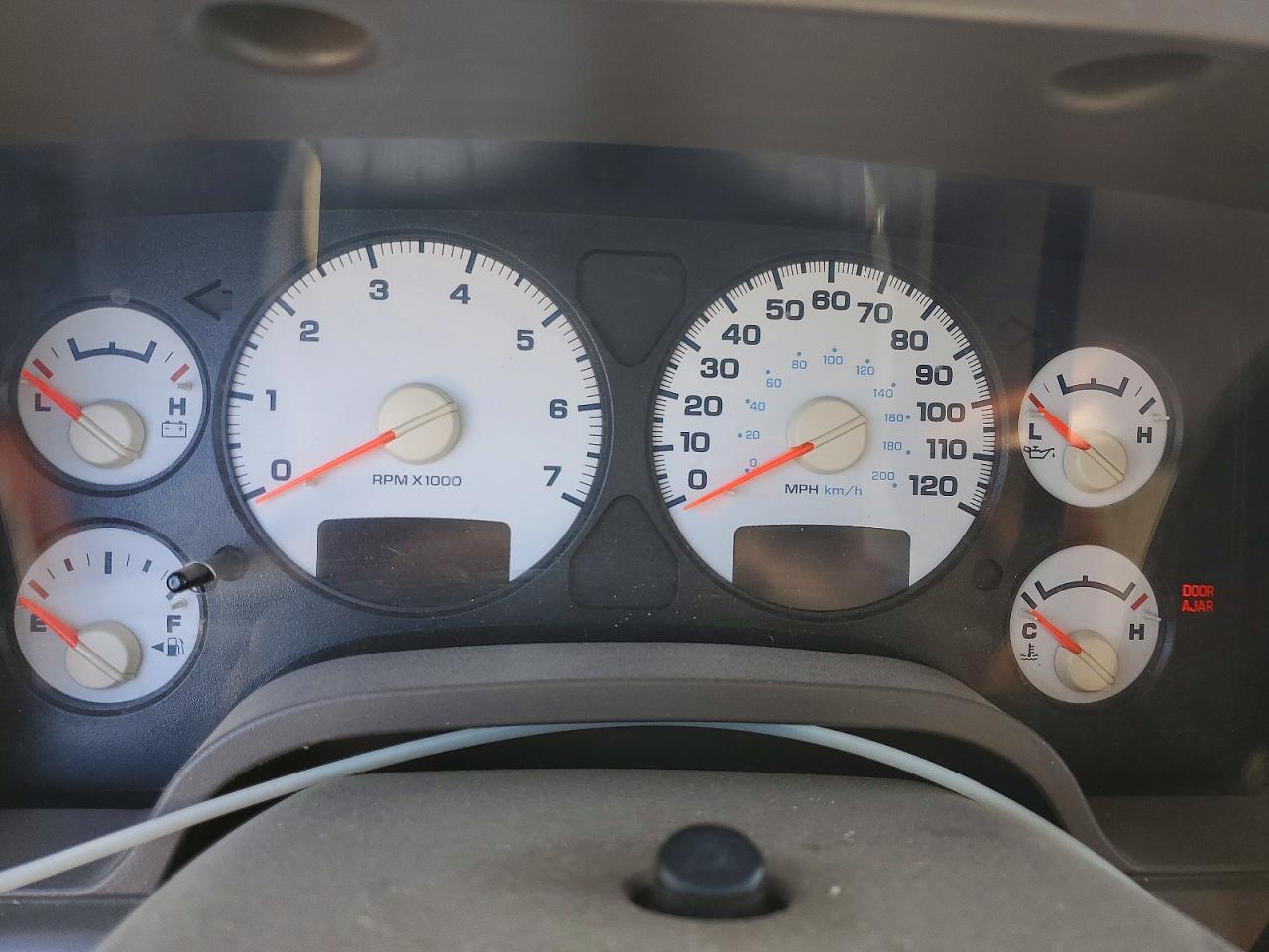2004 DODGE RAM 1500