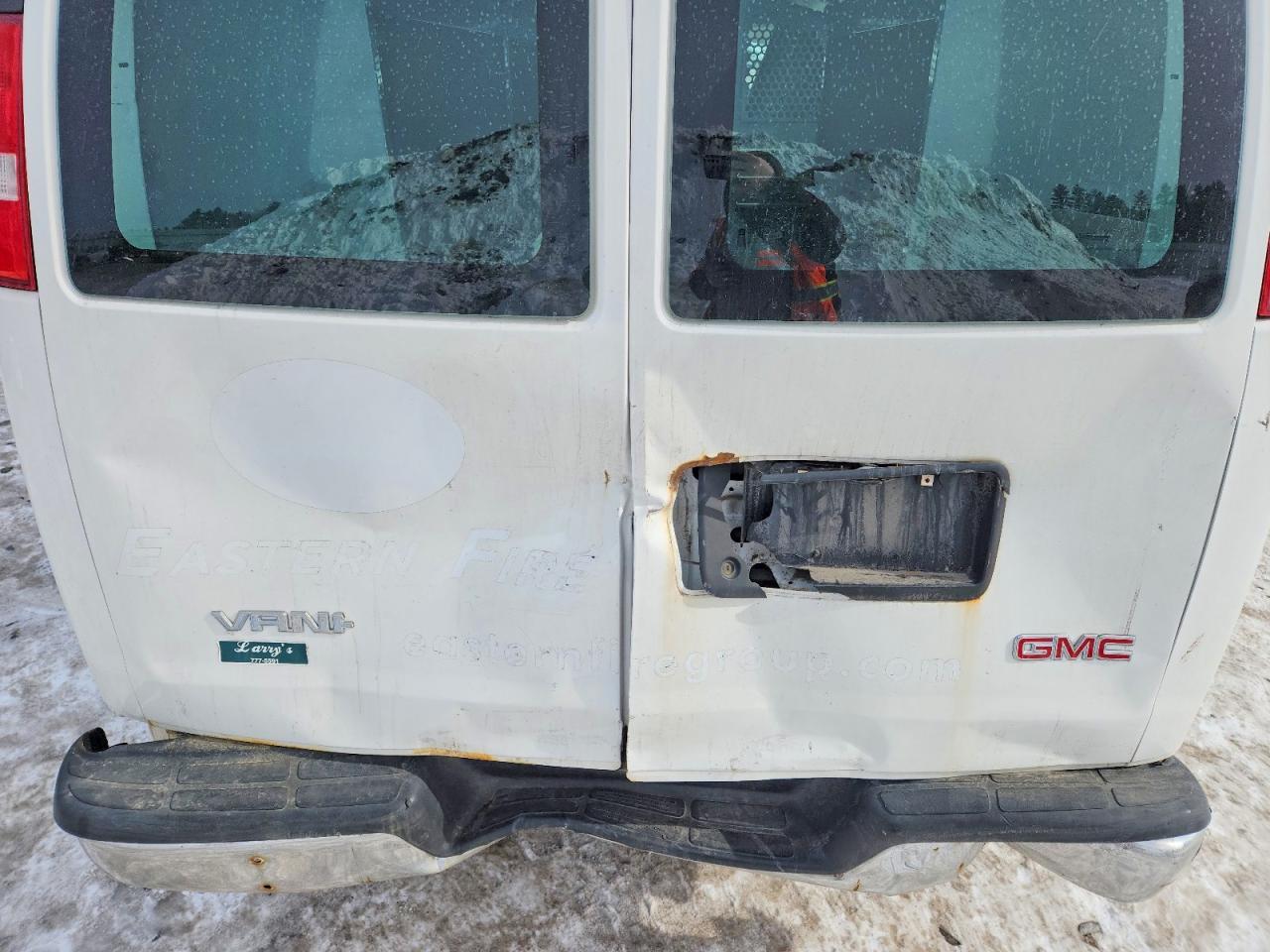 2016 GMC Savana