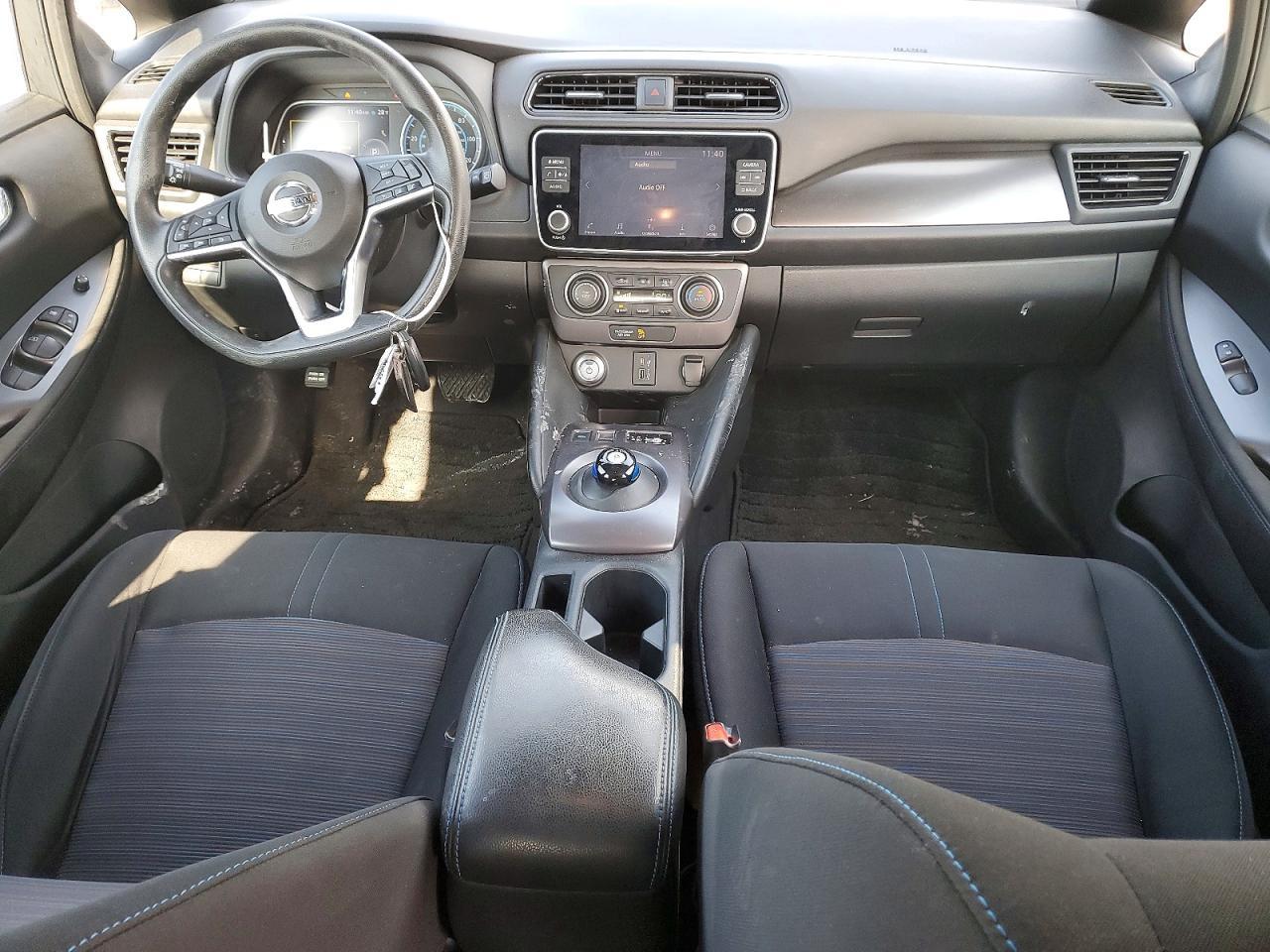 2020 NISSAN LEAF