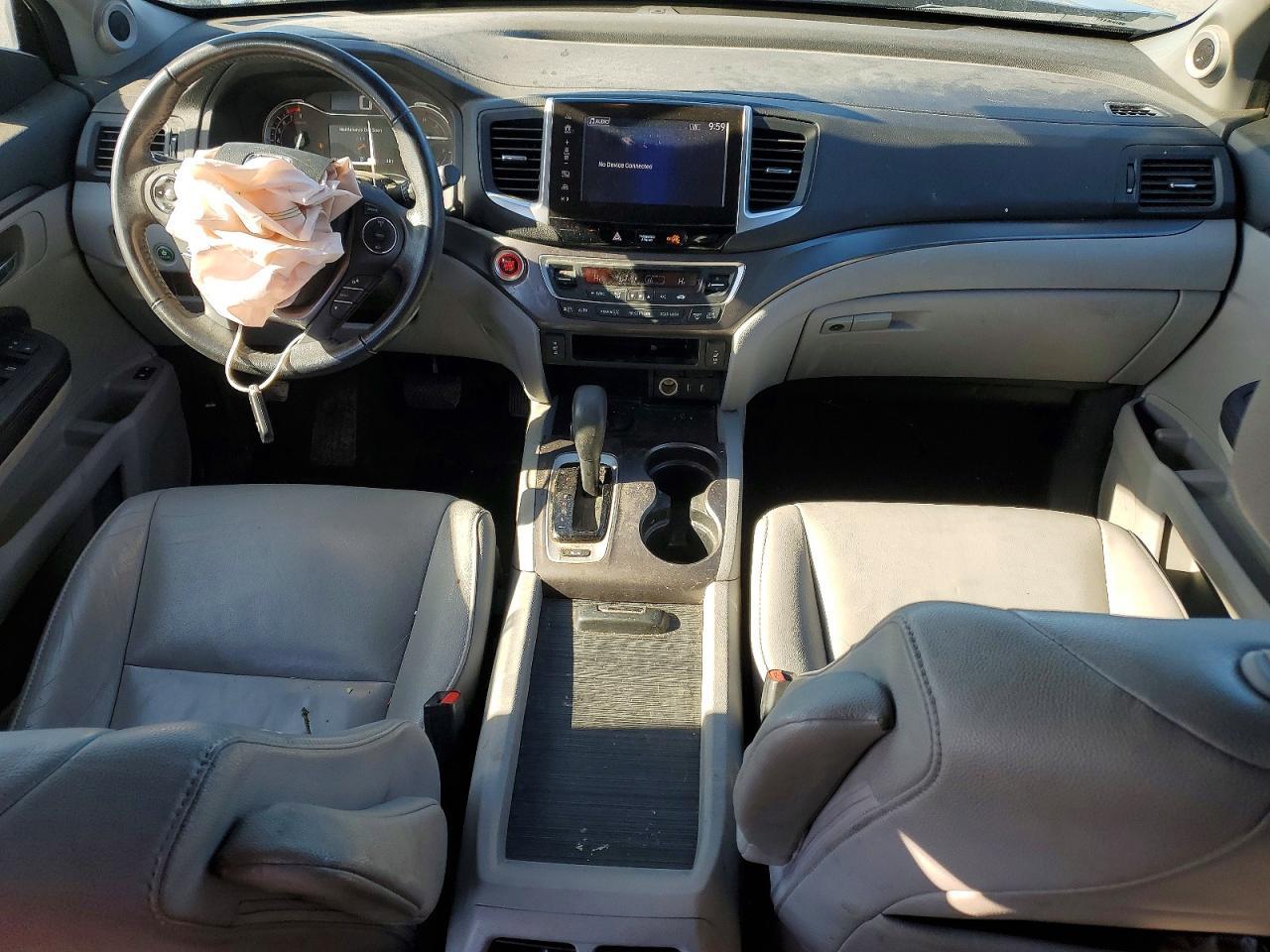2017 HONDA PILOT