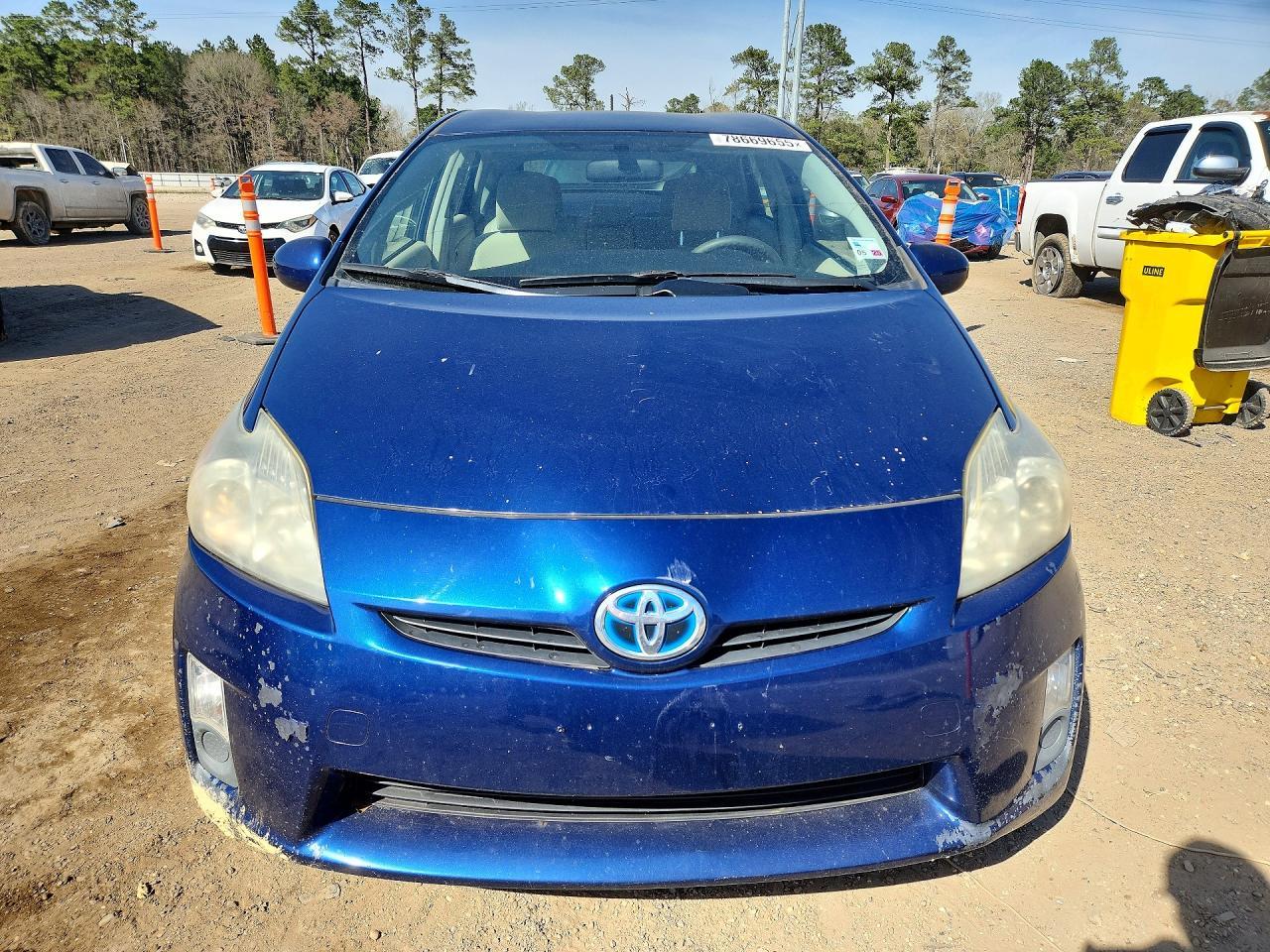 2011 TOYOTA PRIUS
