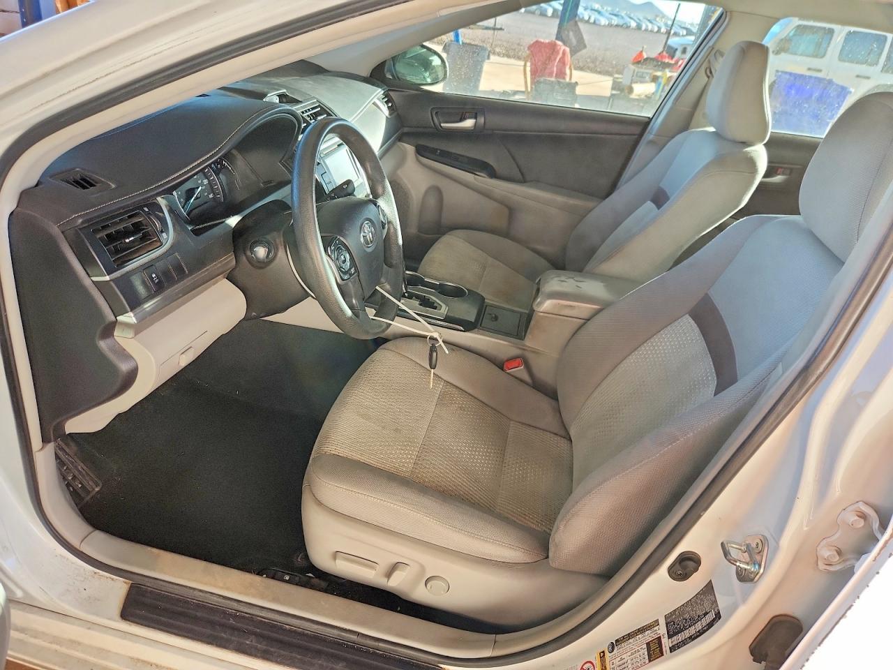 2014 TOYOTA CAMRY
