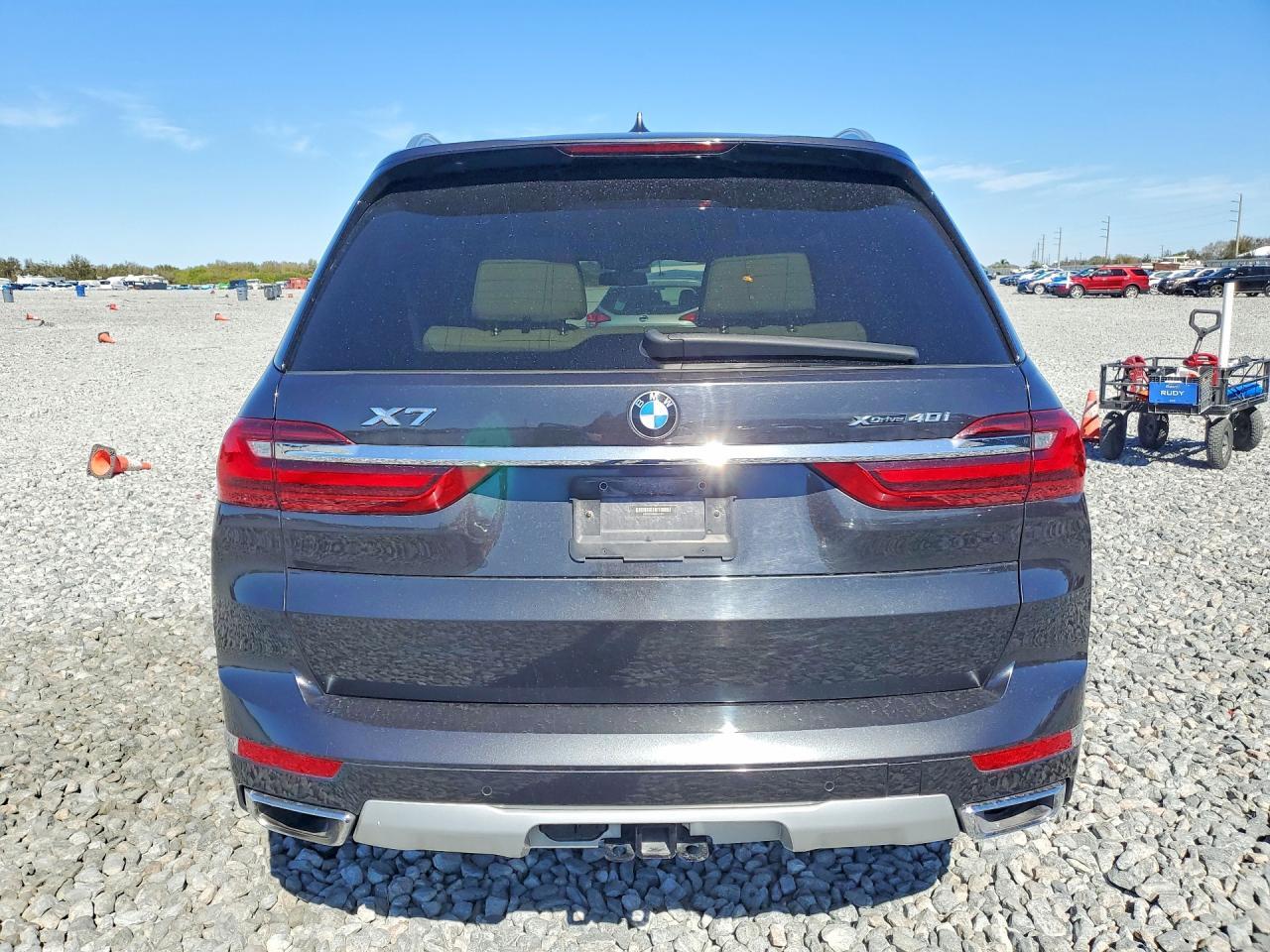 2021 BMW X7