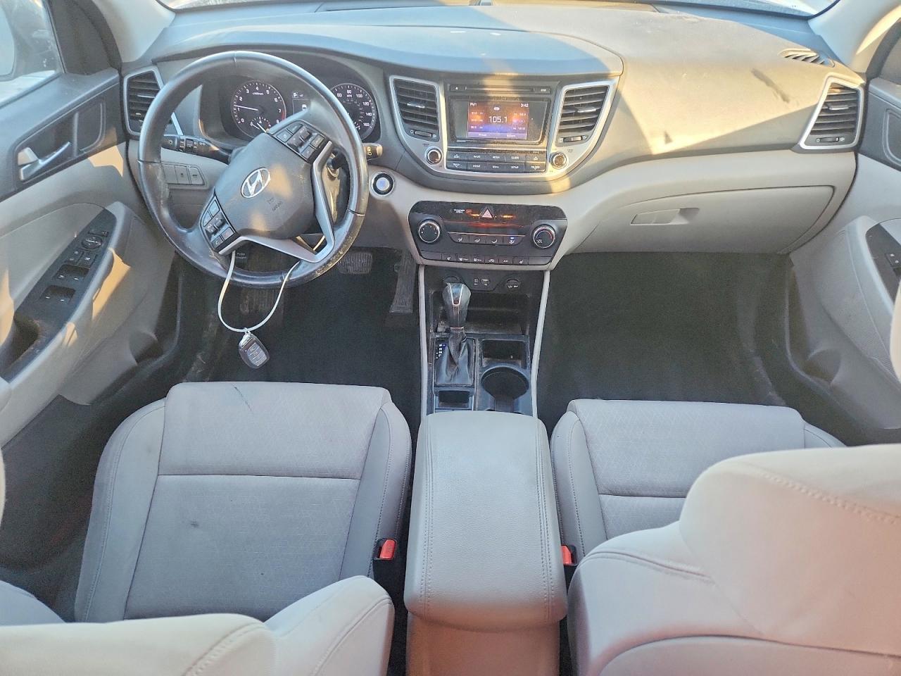 2016 HYUNDAI TUCSON