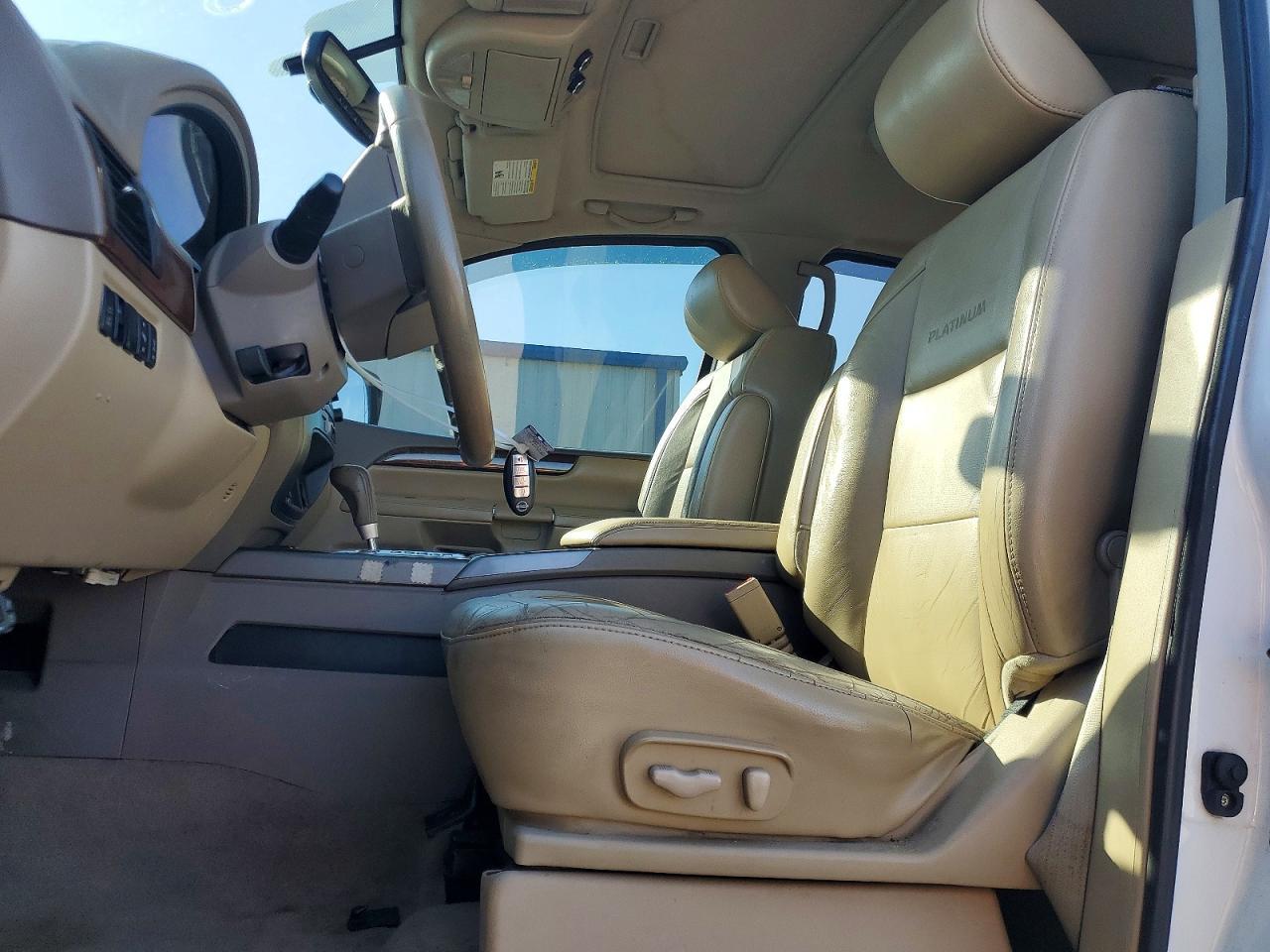 2012 NISSAN Armada
