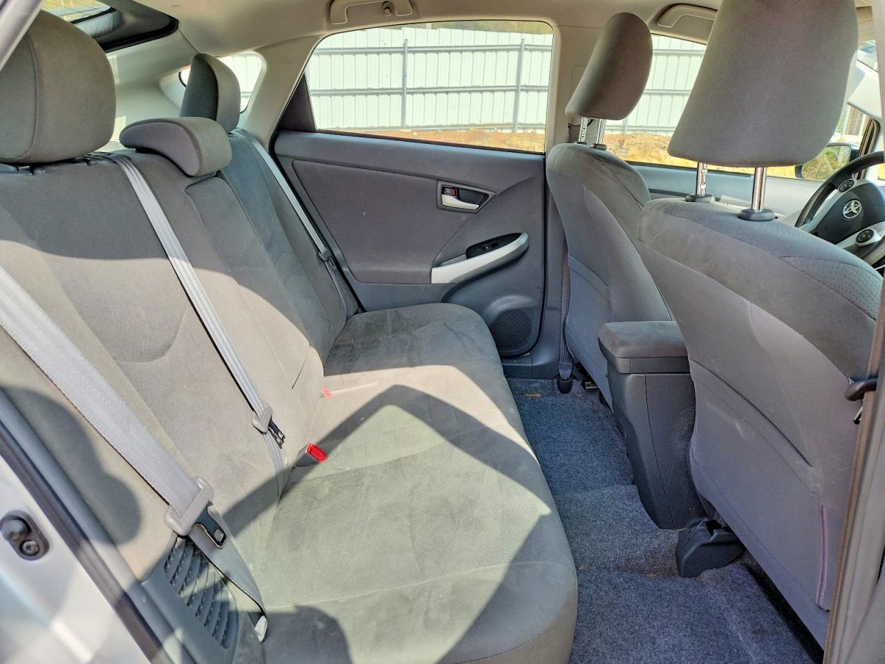 2011 TOYOTA PRIUS