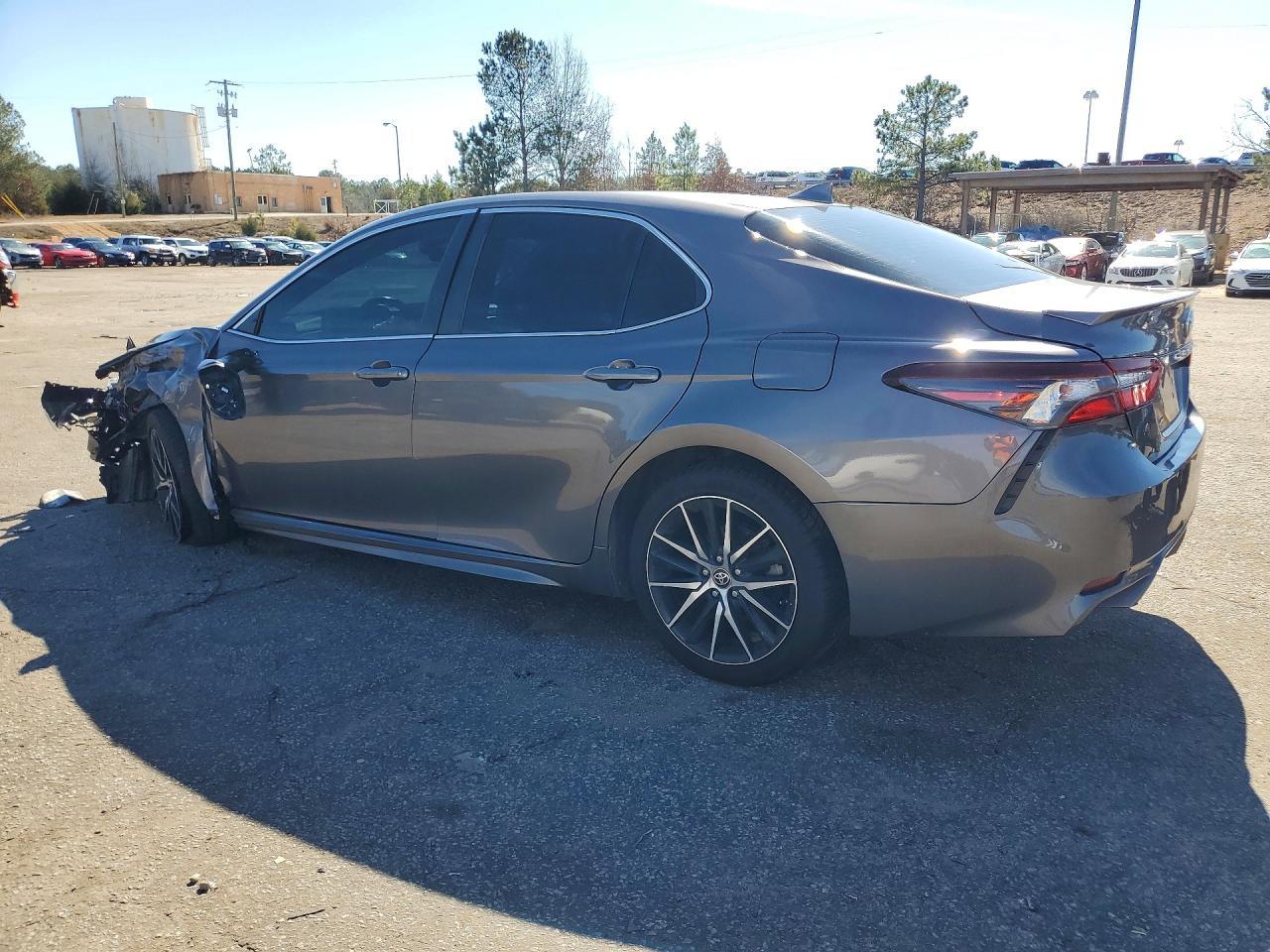 2022 TOYOTA CAMRY