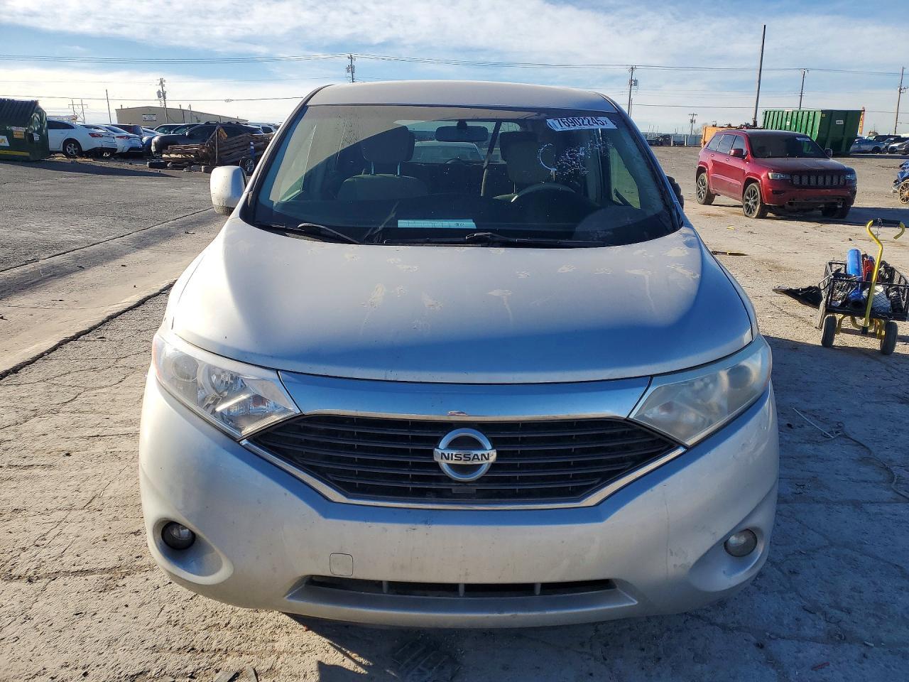 2011 NISSAN Quest