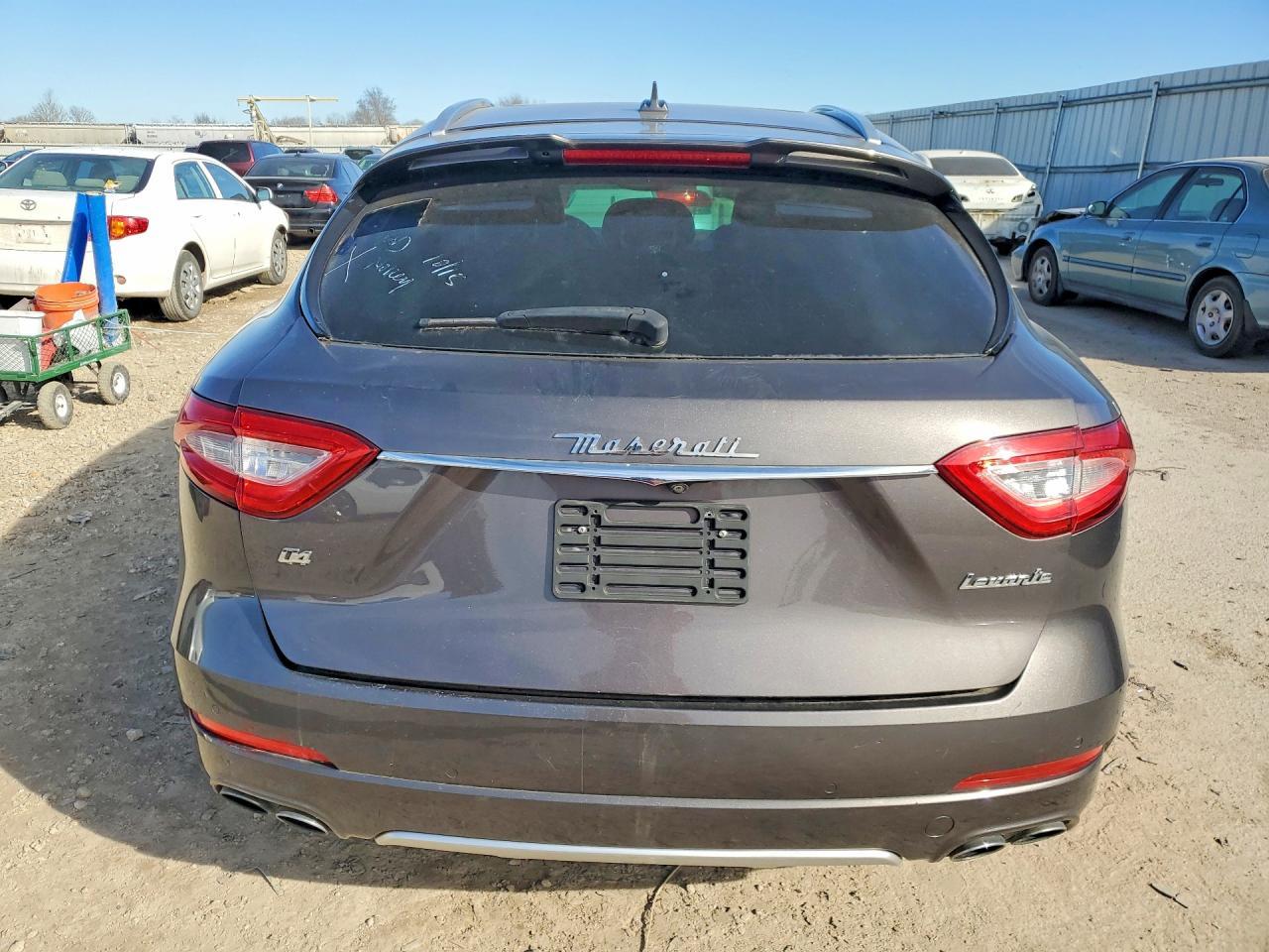 2017 MASERATI Levante