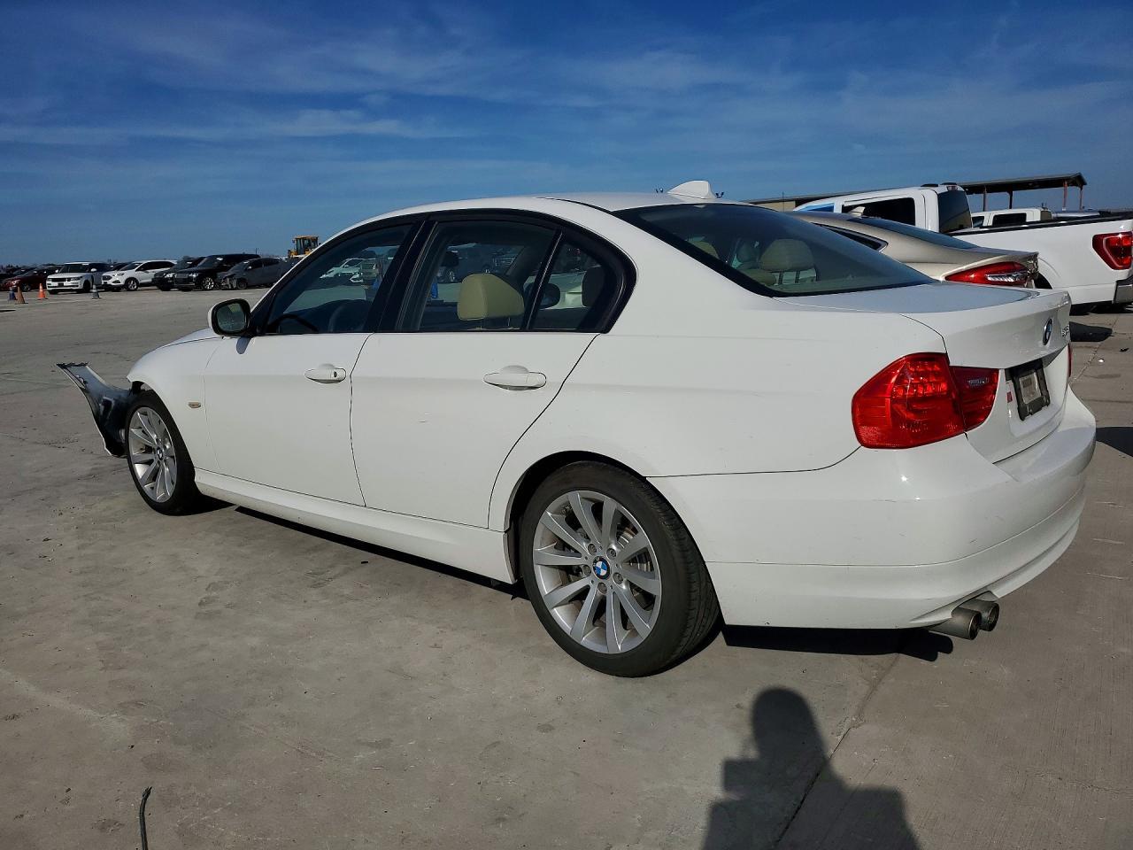 2011 BMW 3 SERIES