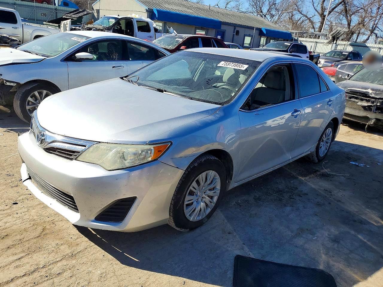 2012 TOYOTA CAMRY