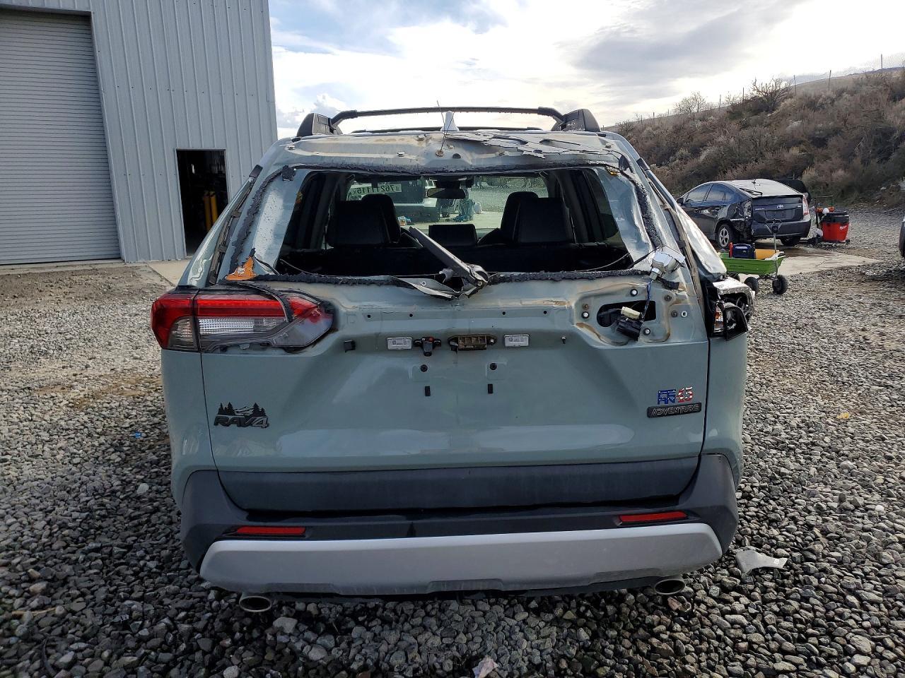2022 TOYOTA RAV4