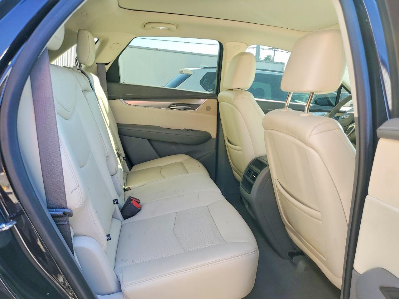 2018 CADILLAC XT5