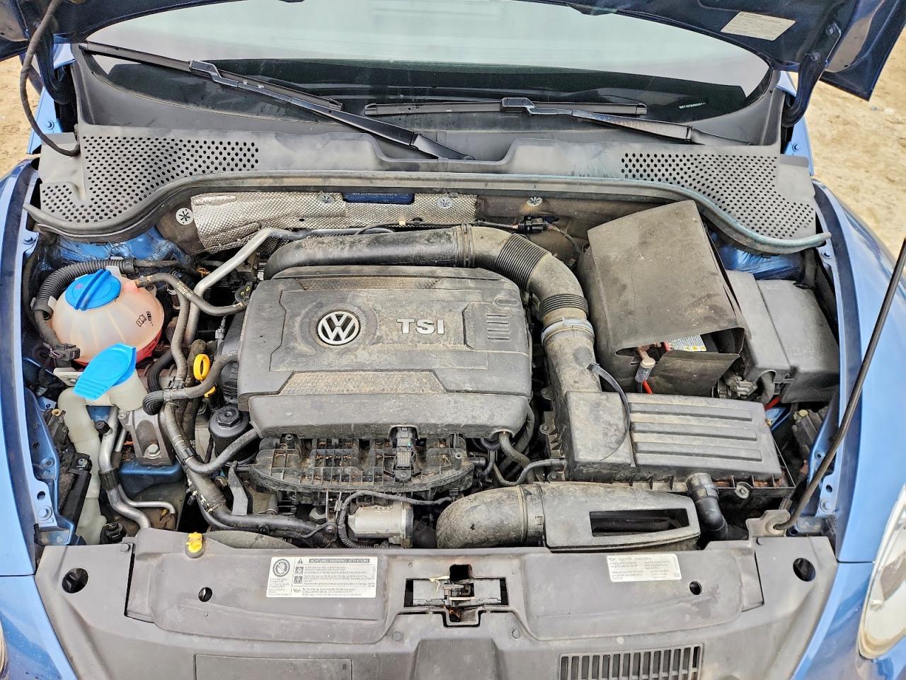 2017 VOLKSWAGEN Beetle